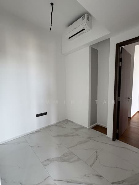 Claydence Apartment For Sale at S$ 3,413,800 | PropertyGuru Singapore - Interior