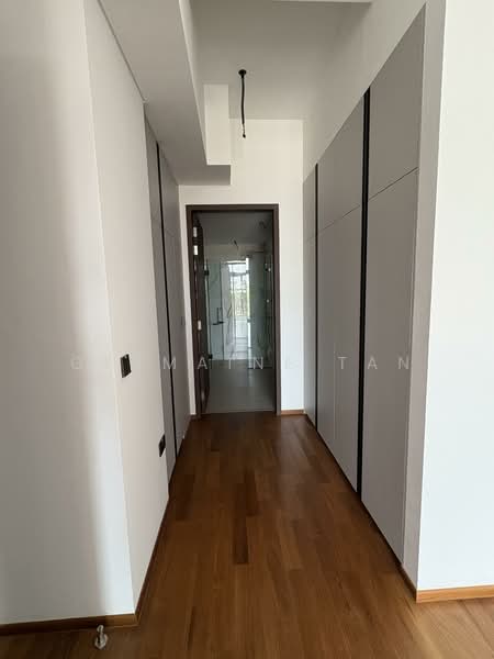 Claydence Apartment For Sale at S$ 3,413,800 | PropertyGuru Singapore - Corridor