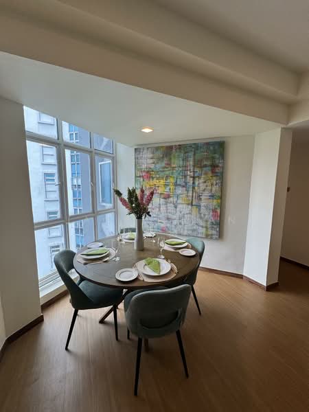 Leedon 2 Condominium For Sale at S$ 1,700,000 | PropertyGuru Singapore - Dining Room