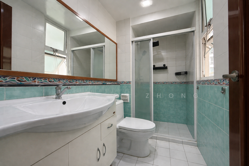 The Floravale, 218 Westwood Avenue, Room Rental, 100 sqft, Executive Condominium For Rent, by Lawrence Zhong, 500063418 - Common Bathroom - PropertyGuru.com.sg