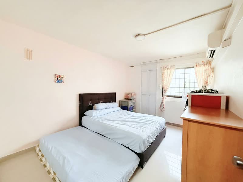 146 Bedok Reservoir Road HDB Flat For Sale at S$ 568,888 | PropertyGuru Singapore - Bedroom