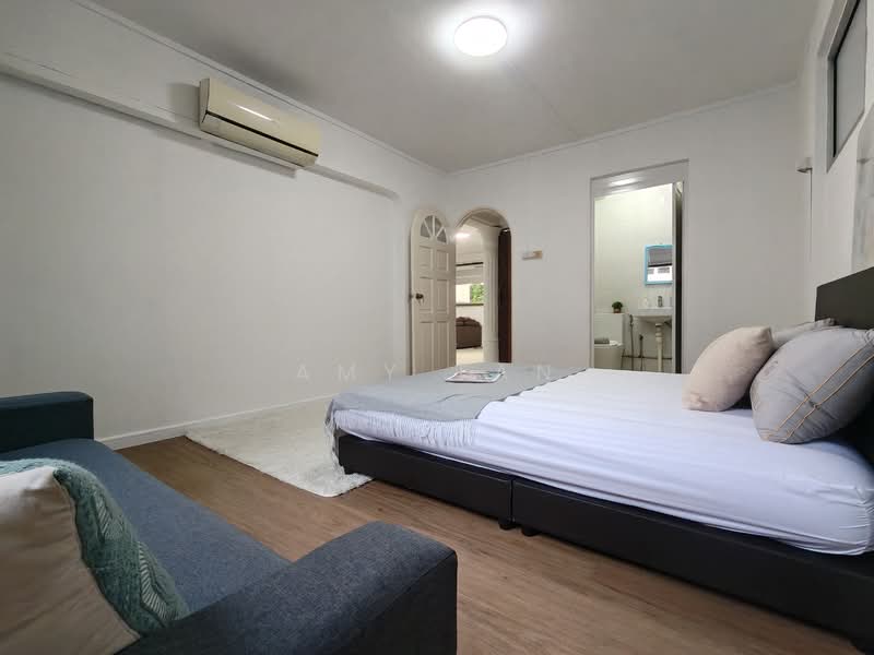 346 Yishun Avenue 11 HDB Flat For Sale at S$ 549,999 | PropertyGuru Singapore - Bedroom