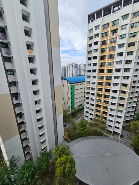 122A Edgedale Plains HDB Flat For Sale at S$ 760,000 | PropertyGuru Singapore - Exterior
