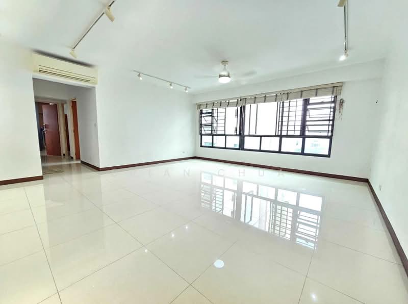 122A Punggol Edge, 122A Edgedale Plains, 3 Bedrooms, 1,205 sqft, HDB Flat For Sale, by Brian Chua, 500063442 - Living Room - PropertyGuru.com.sg