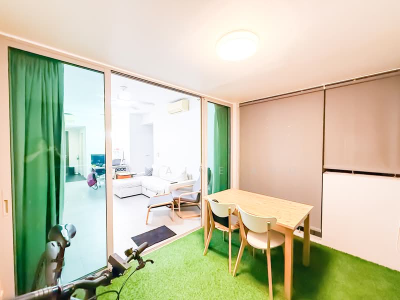 The Minton Condominium For Sale at S$ 1,600,000 | PropertyGuru Singapore - Living Room