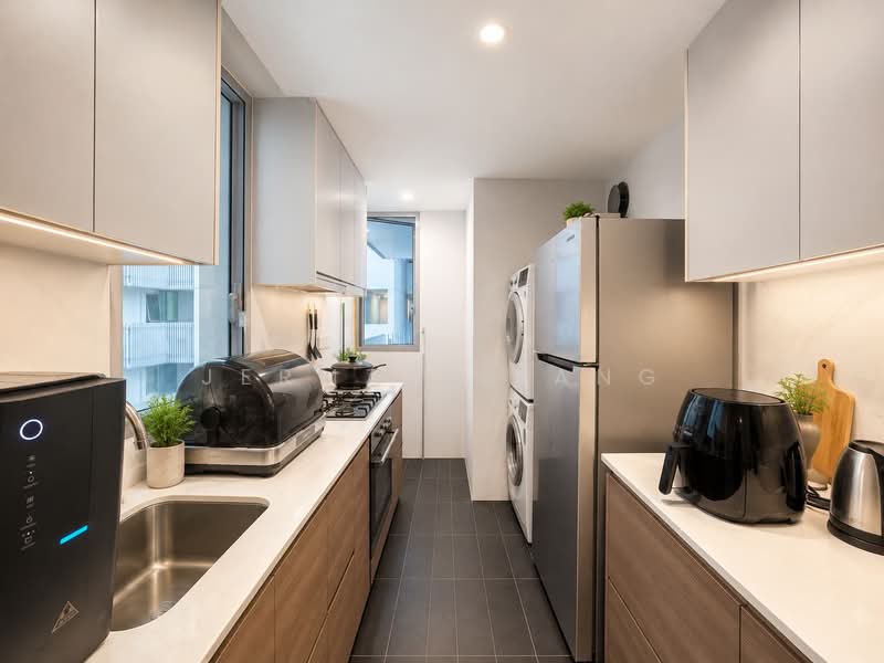 The Minton, 10D Hougang Street 11, 2 Bedrooms, 980 sqft, Condominium For Sale, by Jermaine Ang, 500063448 - Kitchen - PropertyGuru.com.sg