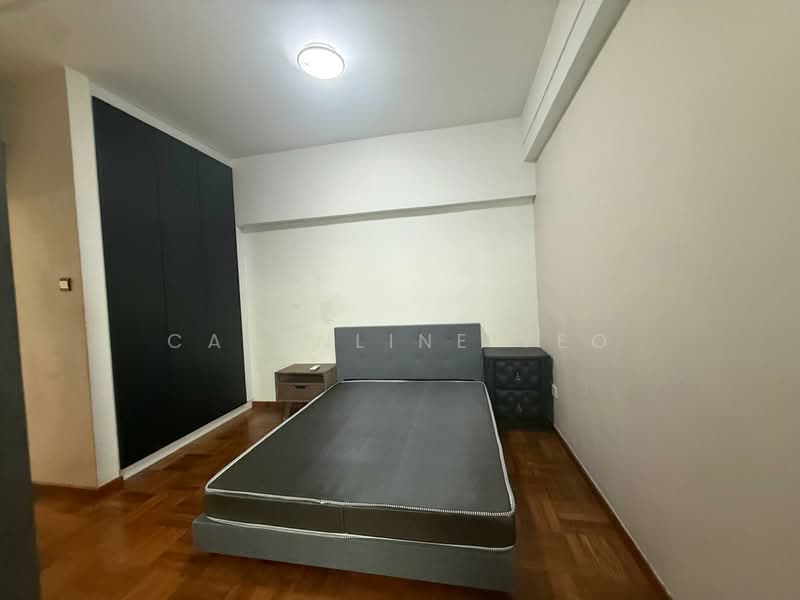 Freehold $13xx per sqft 4 Room 2250 sqft Penthouse near Ai Tong & 2 MRT Condominium For Sale at S$ 2,990,000 | PropertyGuru Singapore - Bedroom