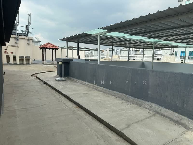 Freehold $13xx per sqft 4 Room 2250 sqft Penthouse near Ai Tong & 2 MRT Condominium For Sale at S$ 2,990,000 | PropertyGuru Singapore - Roof