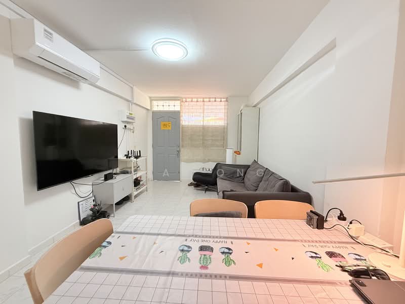 61 Circuit Road HDB Flat For Sale at S$ 360,000 | PropertyGuru Singapore - Living Room