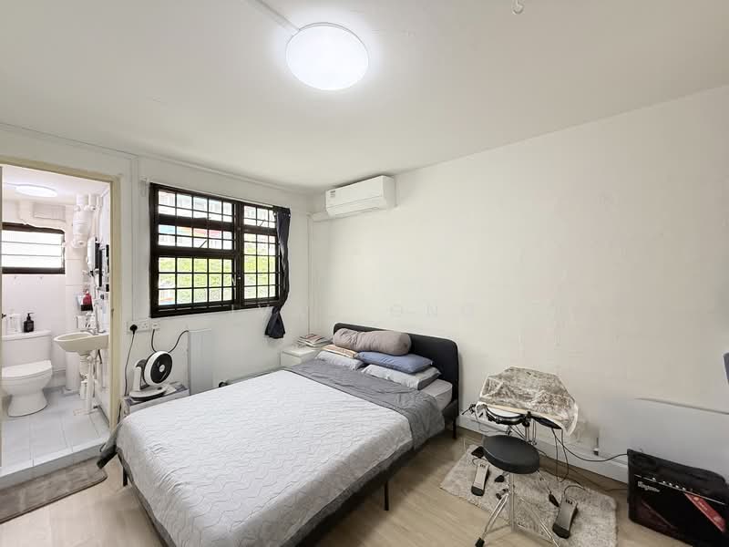 61 Circuit Road HDB Flat For Sale at S$ 360,000 | PropertyGuru Singapore - Bedroom