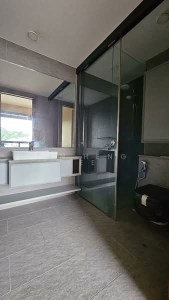 Kandis Residence Condominium For Sale at S$ 1,080,000 | PropertyGuru Singapore - Bathroom