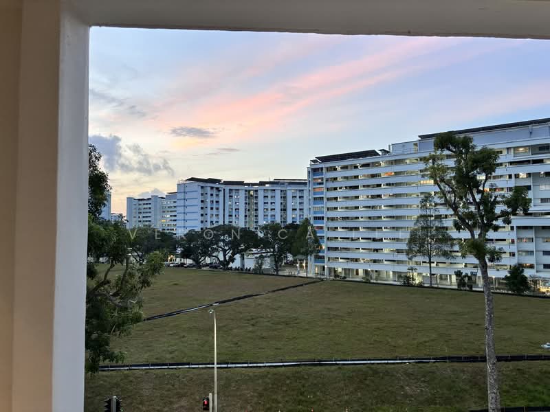 124 Tampines Street 11 HDB Flat For Sale at S$ 948,888 | PropertyGuru Singapore - Exterior