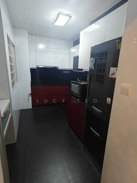 267B Compassvale Link, 267B Compassvale Link, 2 Bedrooms, 980 sqft, HDB Flat For Rent, by Lucy Teo, 500063510 - Kitchen - PropertyGuru.com.sg