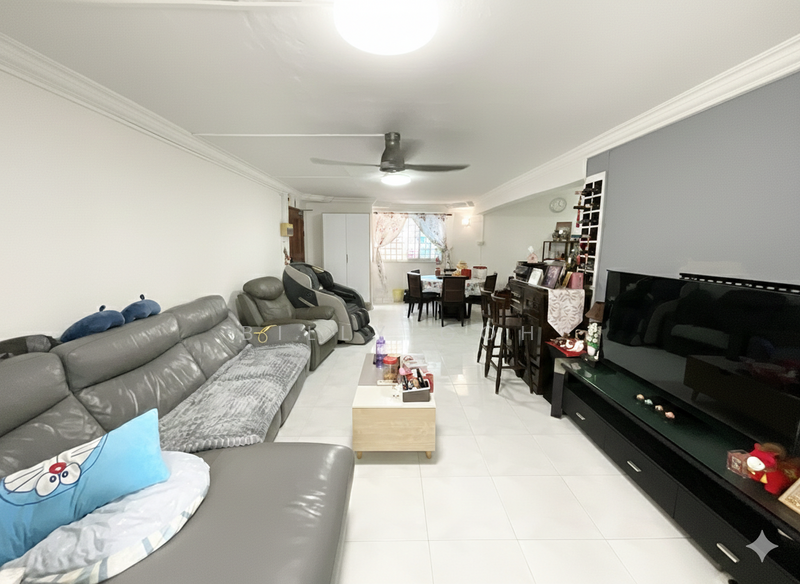 710 Hougang Avenue 2 HDB Flat For Sale at S$ 720,000 | PropertyGuru Singapore