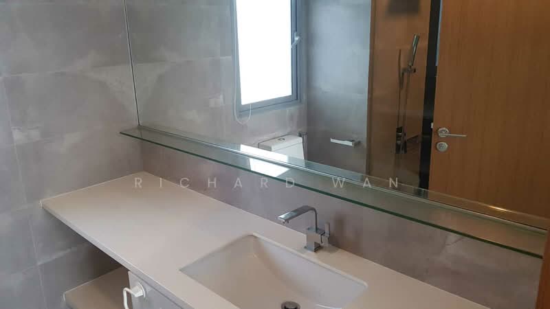 Seastrand, 17 Pasir Ris Link, 1 Bedroom, 581 sqft, Condominium For Rent, by Richard Wan, 500063564 - Bathroom - PropertyGuru.com.sg