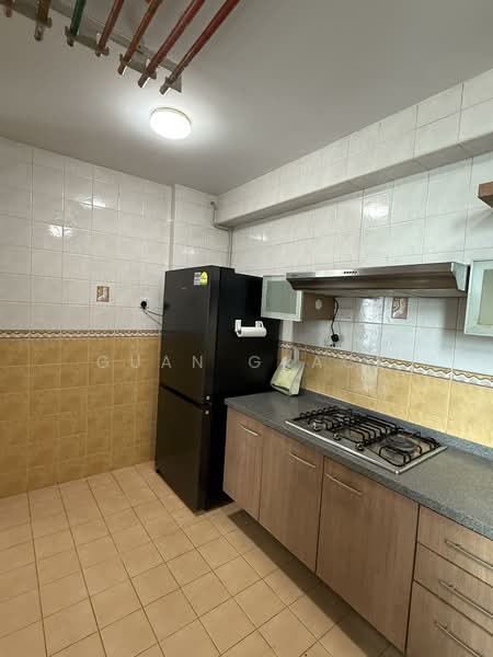 631 Senja Road HDB Flat For Sale at S$ 638,000 | PropertyGuru Singapore - Kitchen