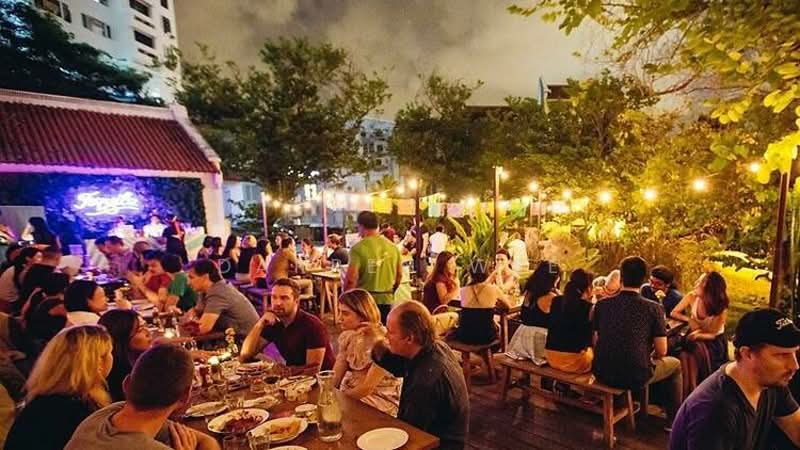 ⭐️Suntec / Millenia / Marina Sq⭐️ High Footfall. Prominent, Suntec / Millenia / Marina Sq, 1,066 sqft, Food & Beverage For Rent, by Darren Wee, 500063581 - Exterior - CommercialGuru.com.sg