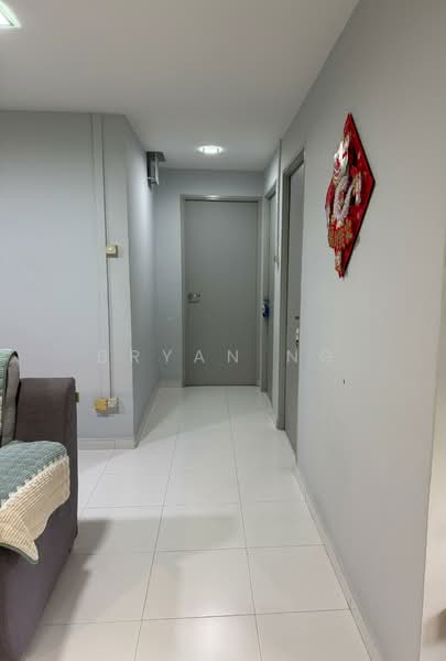 556 Woodlands Drive 53 HDB Flat For Sale at S$ 688,000 | PropertyGuru Singapore - Corridor