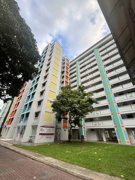 556 Woodlands Drive 53 HDB Flat For Sale at S$ 688,000 | PropertyGuru Singapore - Exterior