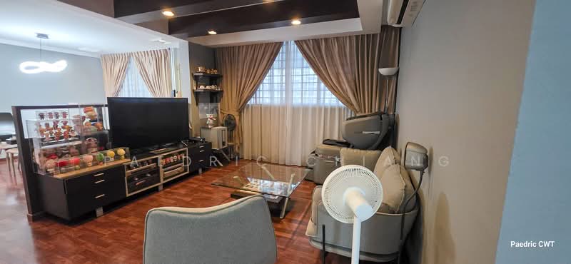 234 Simei Street 4 HDB Flat For Sale at S$ 778,888 | PropertyGuru Singapore - Living Room