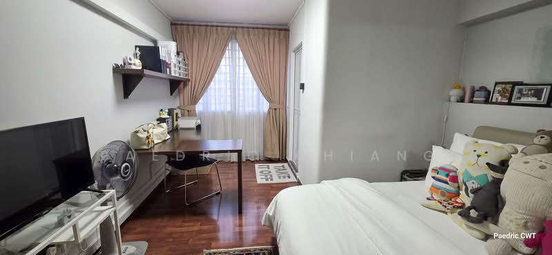 234 Simei Street 4 HDB Flat For Sale at S$ 778,888 | PropertyGuru Singapore - Bedroom