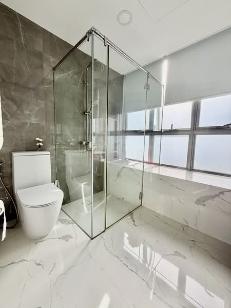 The Parc Condominium Condominium For Sale at S$ 2,155,555 | PropertyGuru Singapore - Bathroom