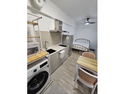 For Rent - 588B Montreal Drive