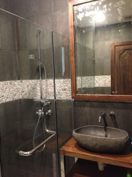 For Rent - Racecourse Road