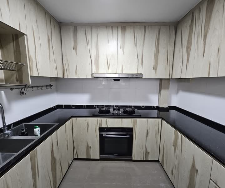 54 Kent Road HDB Flat For Sale at S$ 989,999 | PropertyGuru Singapore - Kitchen