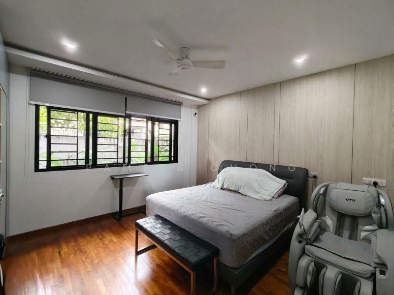 POSSIBLE TO DETACH ⭐️CHARMING HUA GUAN SEMID ⭐️ MRT/MGS ⭐️ WIDE 12M FRONTAGE ☎️ PAM 90228600 NOW! Semi-Detached House For Sale at S$ 11,000,000 | PropertyGuru Singapore - Bedroom