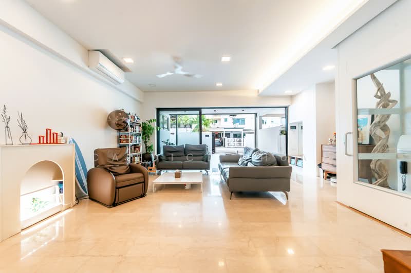 For Sale - Renovated Inter Terrace With Home Lift At Guan Soon ...