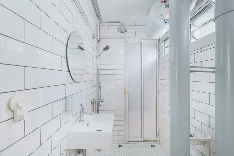 31 Marine Crescent HDB Flat For Sale at S$ 550,000 | PropertyGuru Singapore - Bathroom