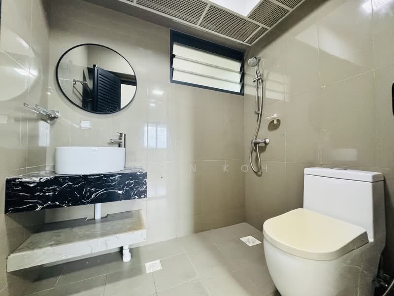 308A Punggol Walk, 308A Punggol Walk, 2 Bedrooms, 721 sqft, HDB Flat For Sale, by Johan Koh, 500063642 - Bathroom - PropertyGuru.com.sg