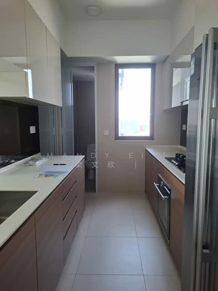 Stirling Residences, 25 Stirling Road, 3 Bedrooms, 1,055 sqft, Condominium For Rent, by Mandy Ei ( 梁文欣 ), 500063674 - Kitchen - PropertyGuru.com.sg