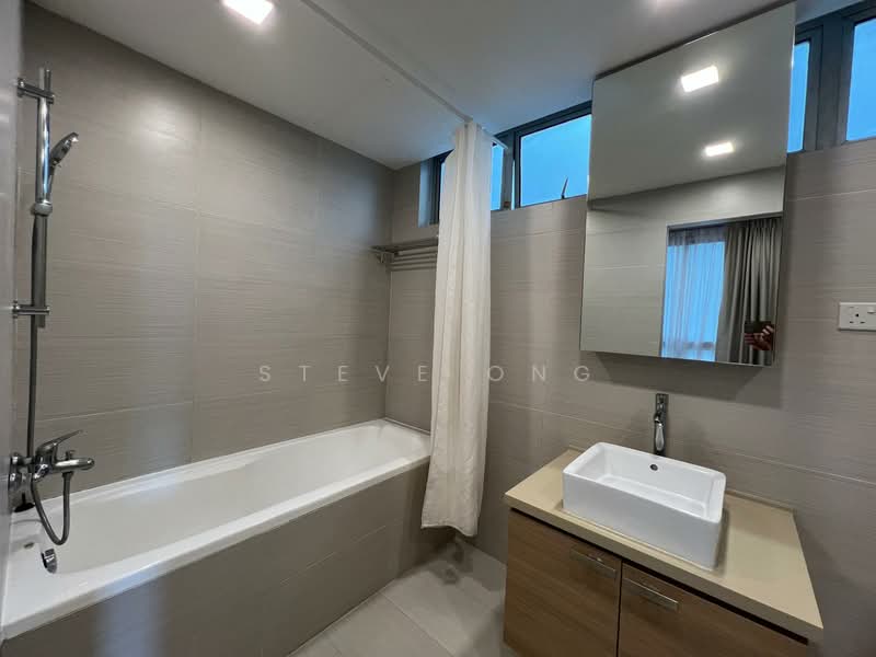 Platinum Residence, 10 Geylang Lorong 31, 1 Bedroom, 550 sqft, Condominium For Rent, by Steve Ong, 500063676 - Bathroom - PropertyGuru.com.sg