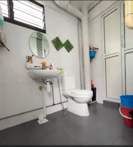 167 Yishun Ring Road HDB Flat For Sale at S$ 680,000 | PropertyGuru Singapore - Bathroom