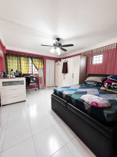 167 Yishun Ring Road, 167 Yishun Ring Road, 3 Bedrooms, 1,302 sqft, HDB Flat For Sale, by Mohana Vel T Kasi, 500063685 - Master Bedroom - PropertyGuru.com.sg