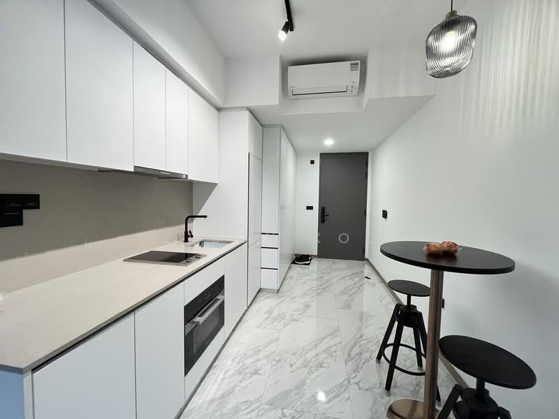 The Landmark, 173 Chin Swee Road, 1 Bedroom, 495 sqft, Condominium For Rent, by Elson Koo, 500063693 - Kitchen - PropertyGuru.com.sg