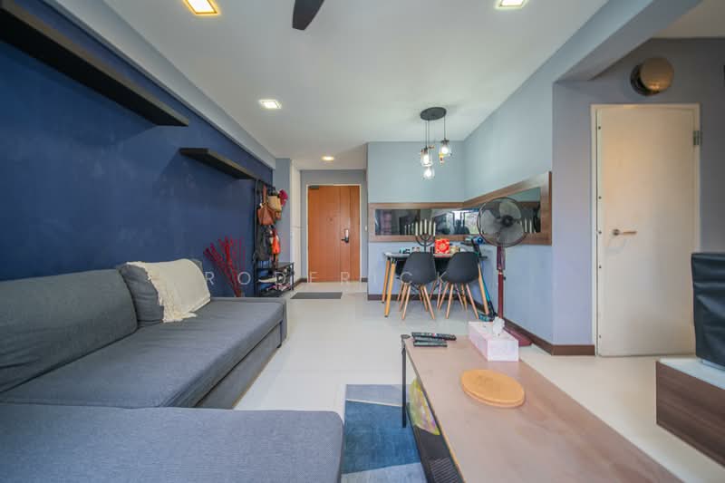 471C Fernvale Street HDB Flat For Sale at S$ 548,888 | PropertyGuru Singapore - Living Room