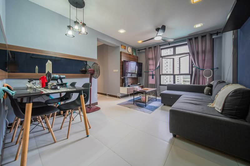 471C Fernvale Street HDB Flat For Sale at S$ 548,888 | PropertyGuru Singapore - Living Room
