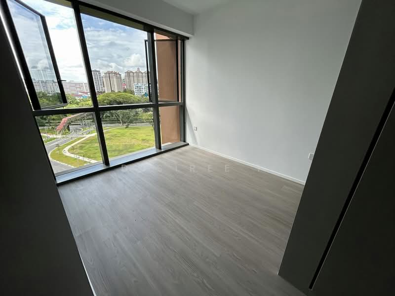 AMO Residence, 21 Ang Mo Kio Rise, 2 Bedrooms, 743 sqft, Condominium For Rent, by Desiree T, 500063699 - Master bedroom - PropertyGuru.com.sg