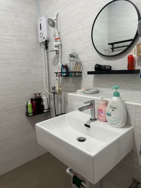 227 Bishan Street 23, 227 Bishan Street 23, Room Rental, 150 sqft, HDB Flat For Rent, by Ethel Zhang, 500063704 - Bathroom - PropertyGuru.com.sg