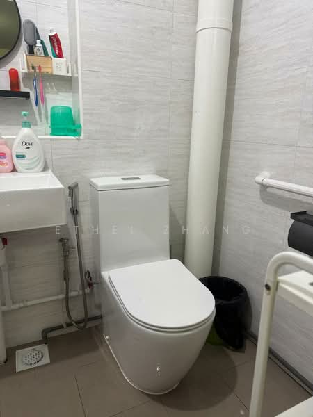 227 Bishan Street 23, 227 Bishan Street 23, Room Rental, 150 sqft, HDB Flat For Rent, by Ethel Zhang, 500063704 - Bathroom - PropertyGuru.com.sg