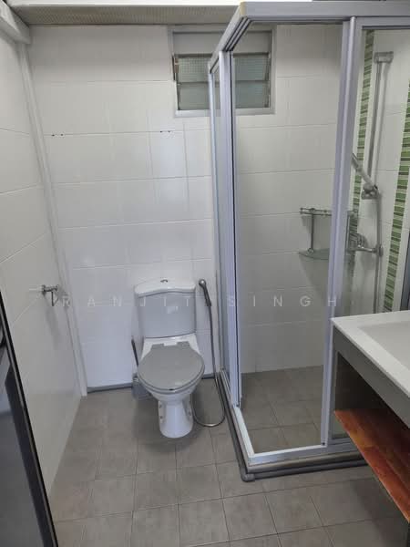452 Yishun Ring Road, 452 Yishun Ring Road, 3 Bedrooms, 990 sqft, HDB Flat For Sale, by Ranjit Singh, 500063705 - Bathroom - PropertyGuru.com.sg