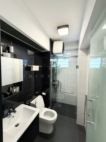 406C Fernvale Road, 406C Fernvale Road, 3 Bedrooms, 1,184 sqft, HDB Flat For Sale, by Eunice Teo Y N, 500063713 - Bathroom - PropertyGuru.com.sg