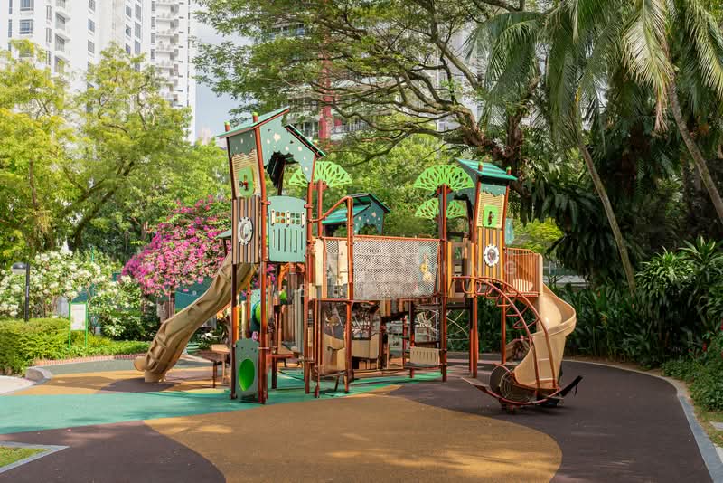 Regency Park Condominium For Sale at S$ 7,350,000 | PropertyGuru Singapore - Exterior