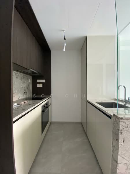 Tembusu Grand, 94 Jalan Tembusu, 2 Bedrooms, 669 sqft, Condominium For Rent, by Soo Chur, 500063728 - Kitchen - PropertyGuru.com.sg