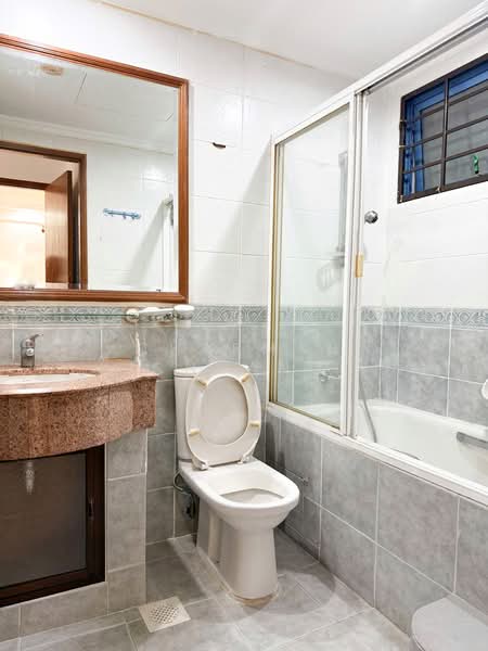 Grandlink Square Apartment For Sale at S$ 1,630,000 | PropertyGuru Singapore - Bathroom