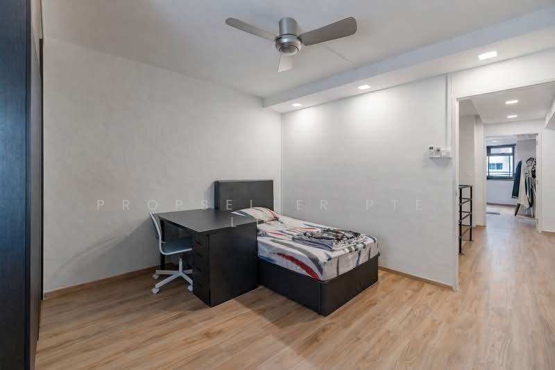 650 Woodlands Ring Road HDB Flat For Sale at S$ 850,000 | PropertyGuru Singapore - Bedroom