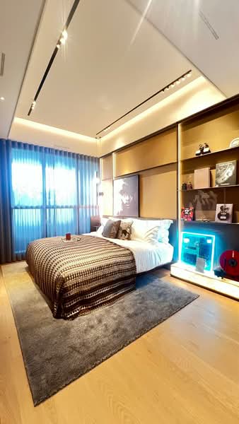 W Residences Marina View - Singapore Condominium For Sale at S$ 1,778,000 | PropertyGuru Singapore - Bedroom